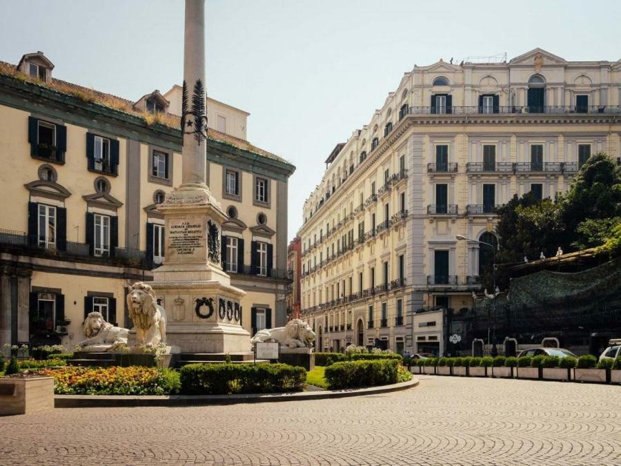 La Dimora Di Chiaia Naples Exterior photo